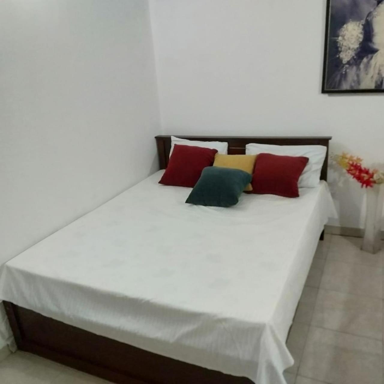 Hellen Homestay Negombo Quarto foto